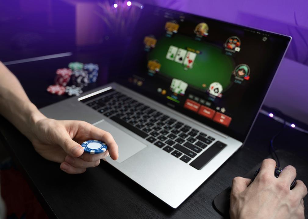How Progressive Jackpots Impact Base Game RTP: The Cost of the Mega Prize